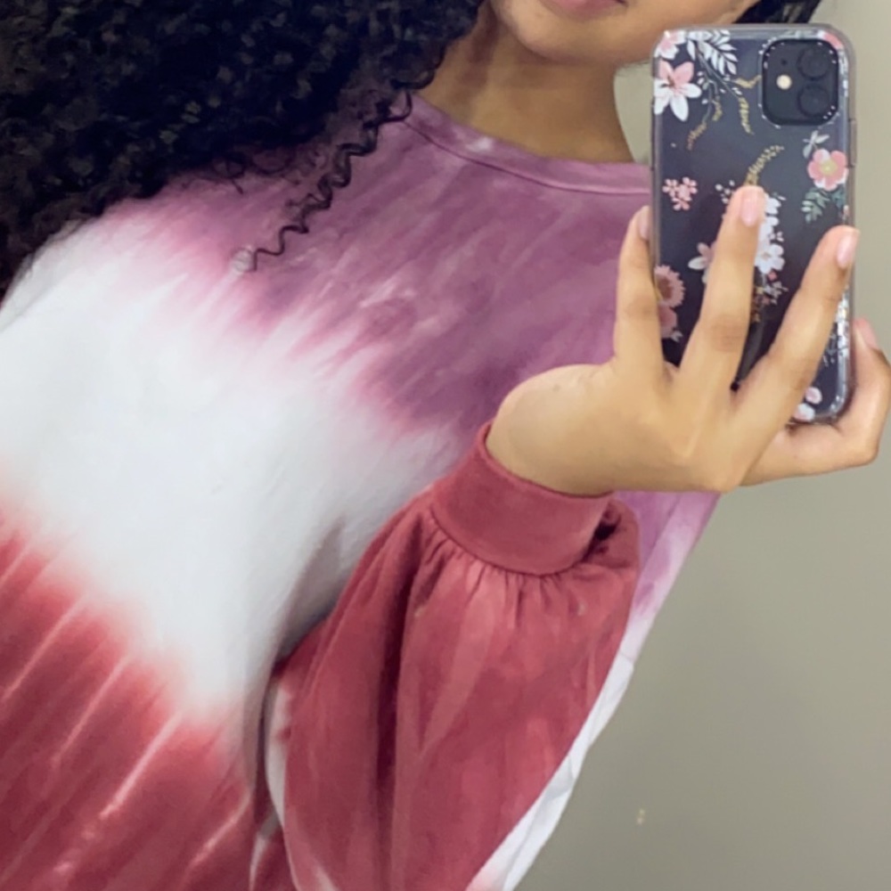 soft Shirt❤️💗🤍 - Picture 2 of 6